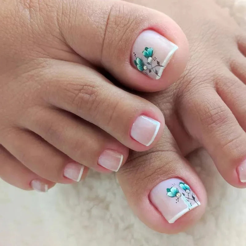 square nails toes